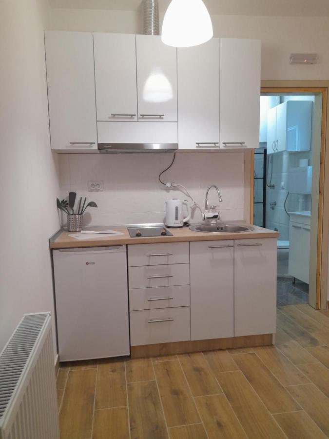 V & V Studio Apartments Ni 외부 사진