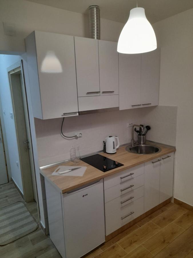 V & V Studio Apartments Ni 외부 사진