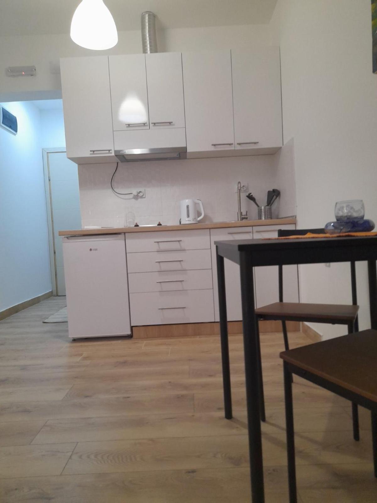 V & V Studio Apartments Ni 외부 사진