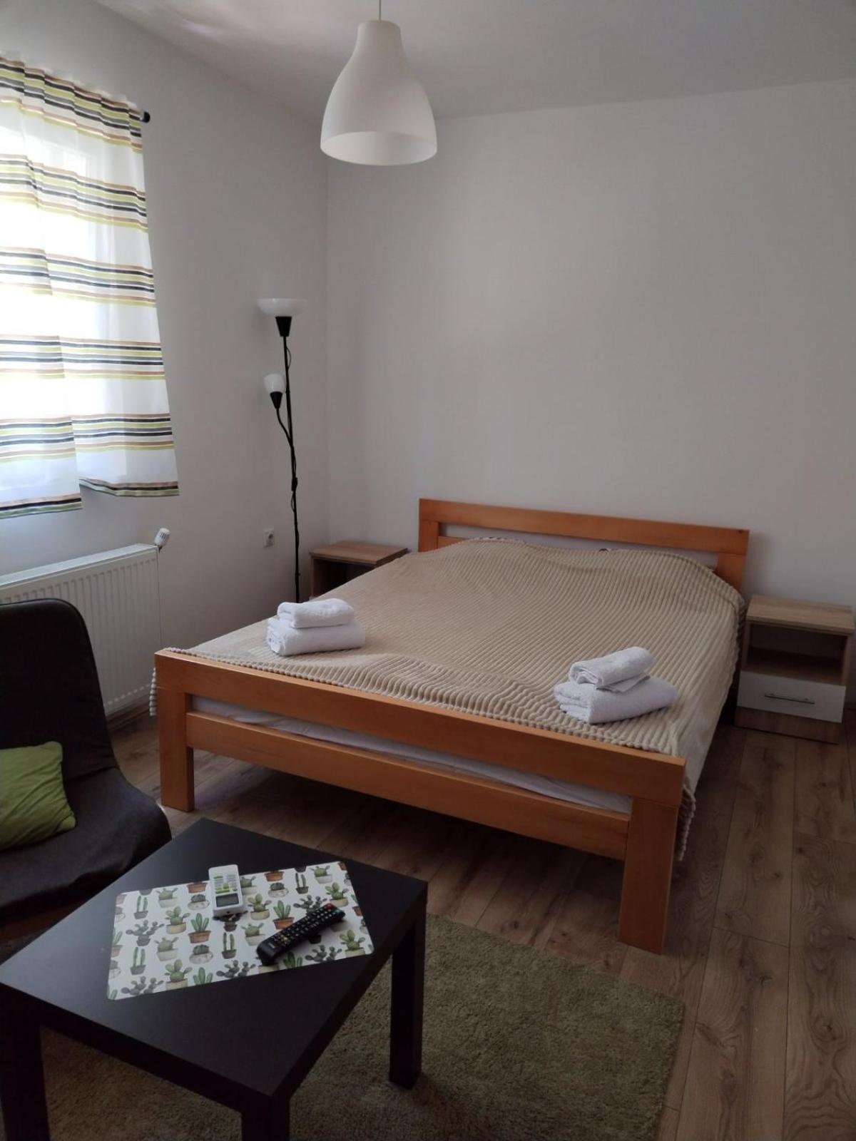 V & V Studio Apartments Ni 객실 사진